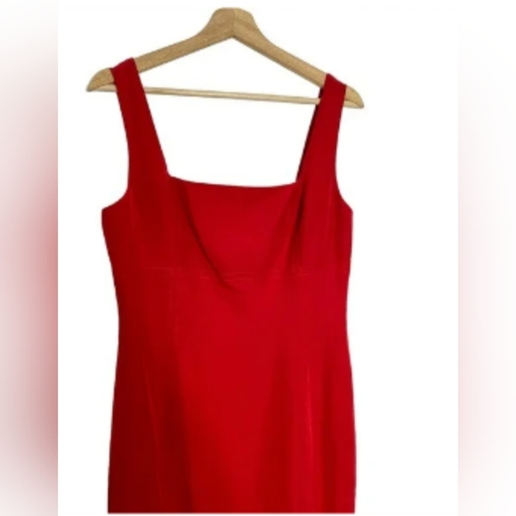 Red Hot Mermaid Style Gown by Laundry size 10 - Picture 3 of 7